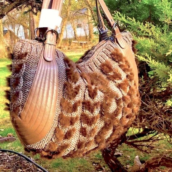 NEW SALVATORE FERRAGAMO BALENA MINK LEATHER HOBO HANDBAG - Picture 10 of 16